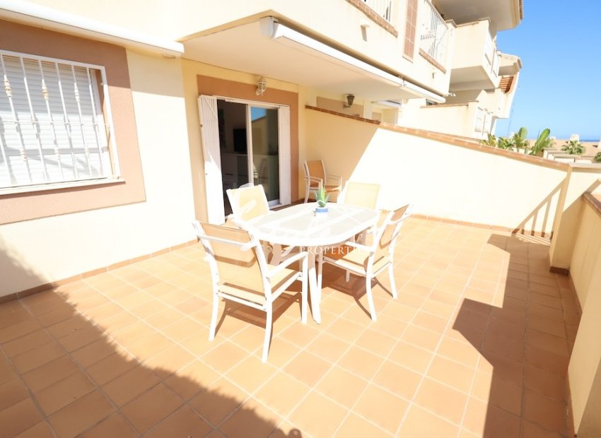 Resale - Apartment - Campoamor