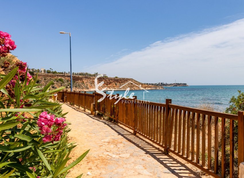 Resale - Apartment - Dehesa de Campoamor