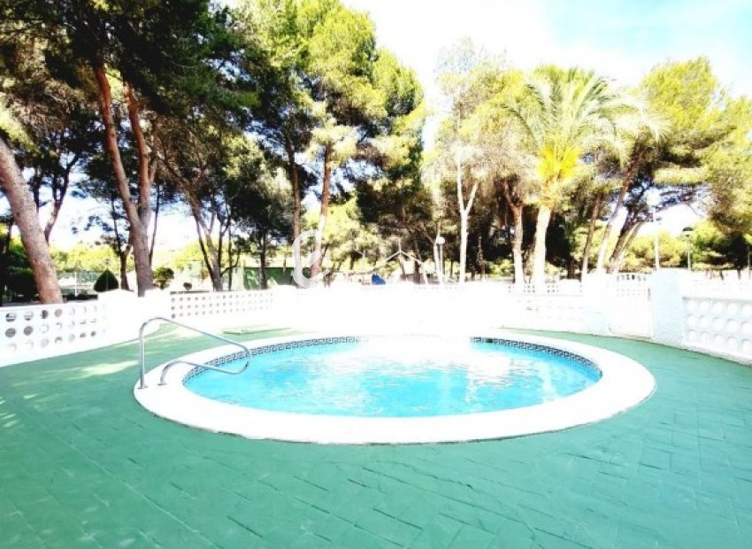 Resale - Apartment - Dehesa de Campoamor