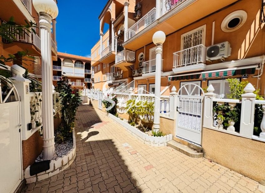 Resale - Apartment - La Mata