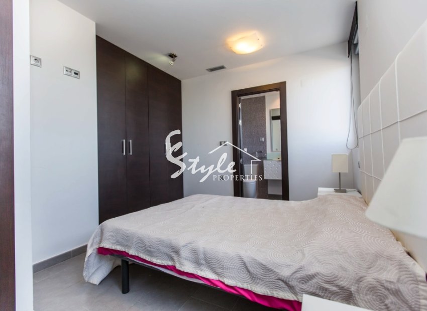 Resale - Apartment - La Mata