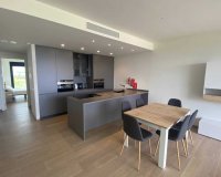 Resale - Apartment - Las Colinas - Las Colinas Golf