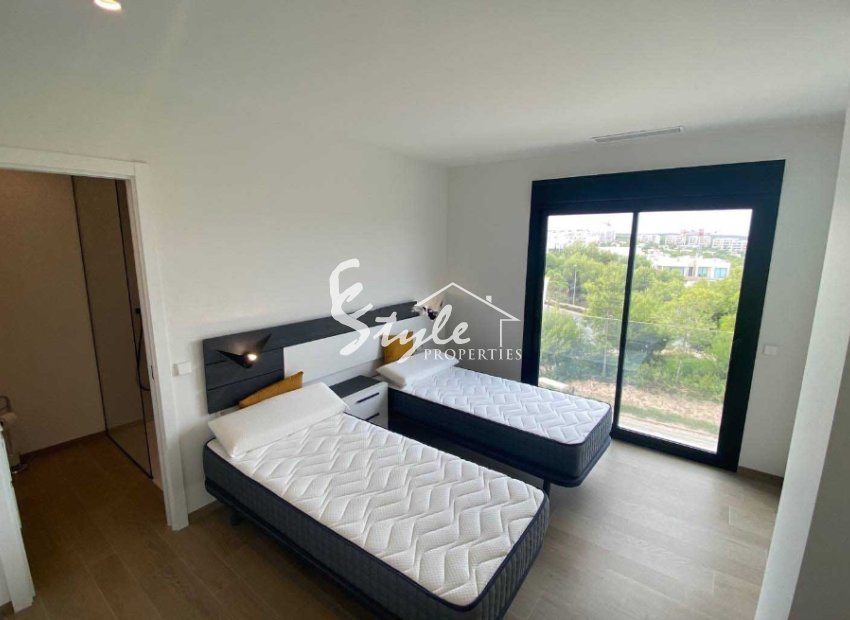Resale - Apartment - Las Colinas - Las Colinas Golf