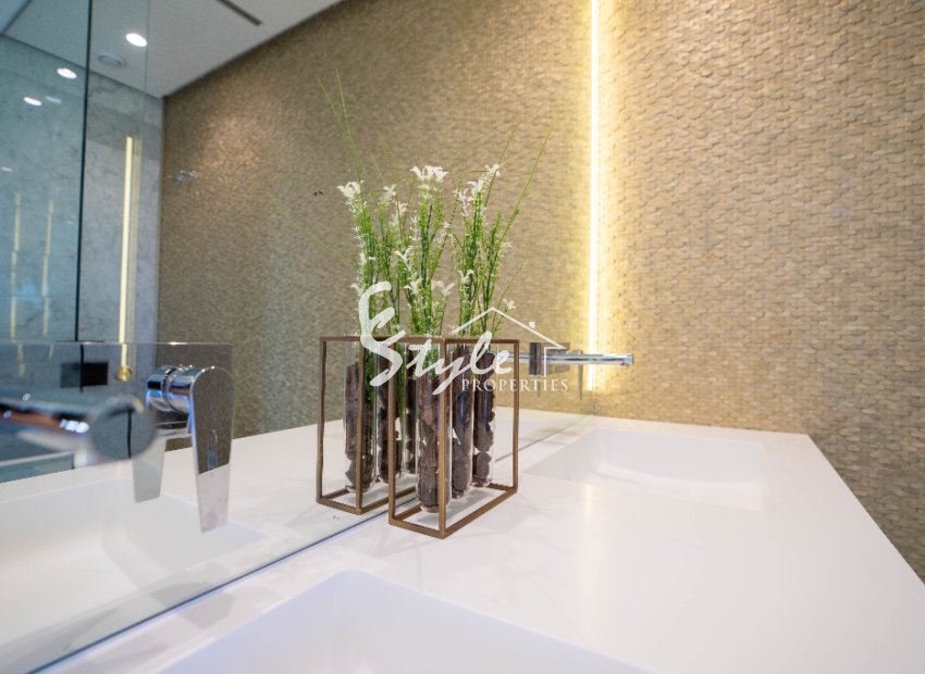 Resale - Apartment - Las Colinas - Las Colinas Golf