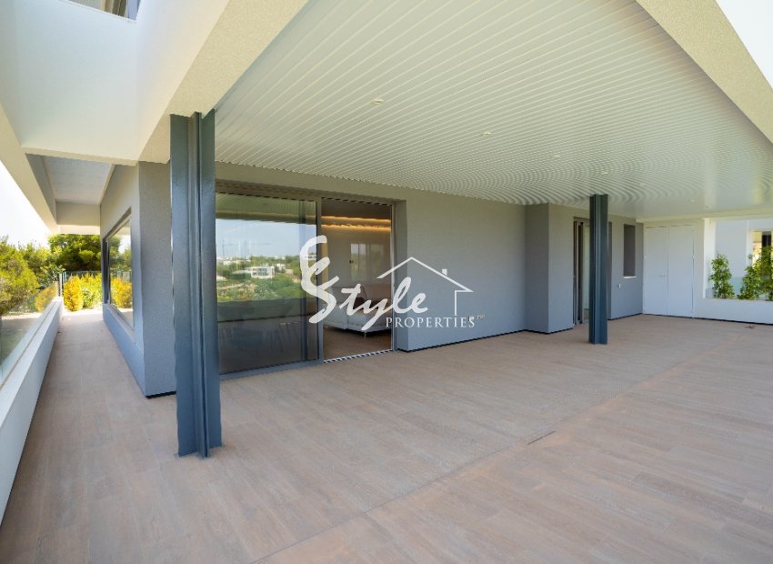 Resale - Apartment - Las Colinas - Las Colinas Golf