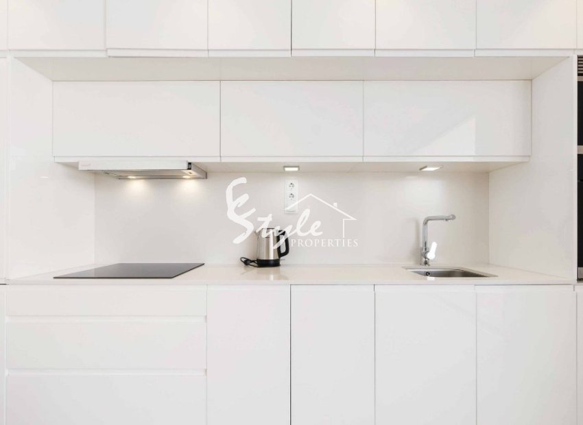 Resale - Apartment - Las Colinas - Las Colinas Golf