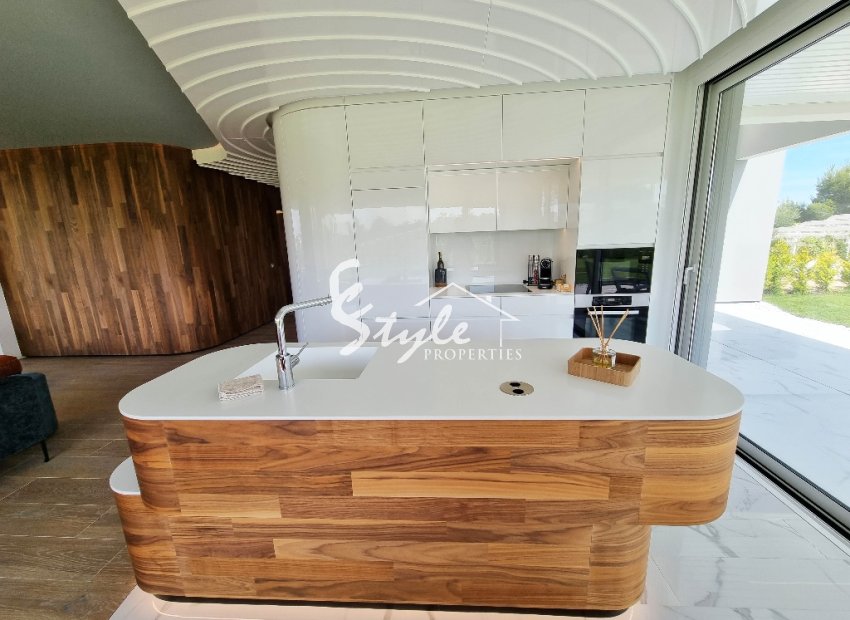 Resale - Apartment - Las Colinas - Las Colinas Golf