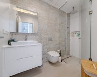 Resale - Apartment - Las Colinas - Las Colinas Golf