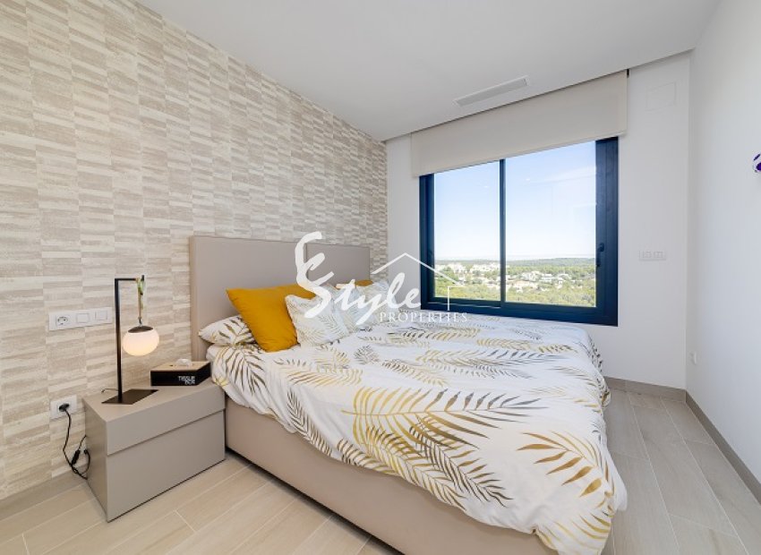 Resale - Apartment - Las Colinas - Las Colinas Golf