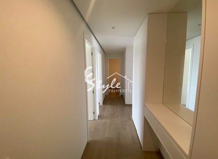 Resale - Apartment - Las Colinas - Las Colinas Golf