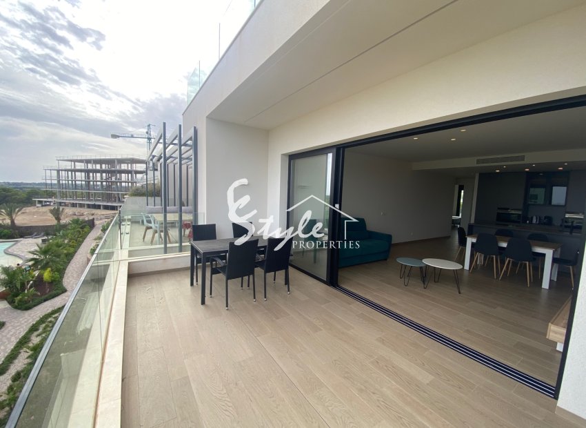 Resale - Apartment - Las Colinas - Las Colinas Golf