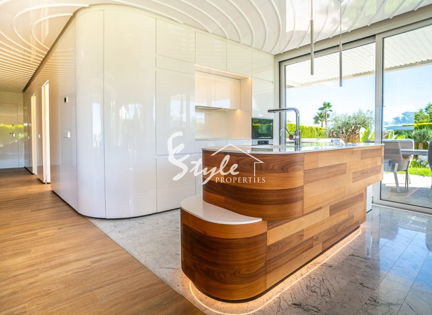 Resale - Apartment - Las Colinas - Las Colinas Golf