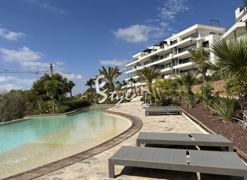 Resale - Apartment - Las Colinas - Las Colinas Golf