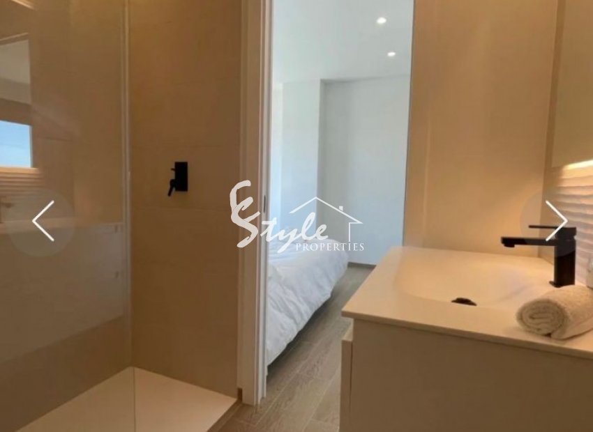 Resale - Apartment - Las Colinas - Las Colinas Golf