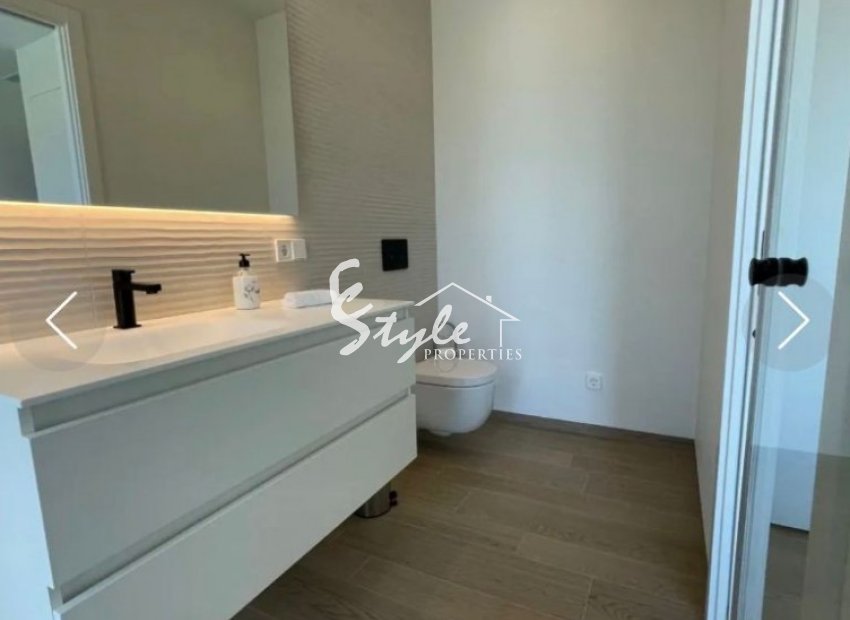 Resale - Apartment - Las Colinas - Las Colinas Golf