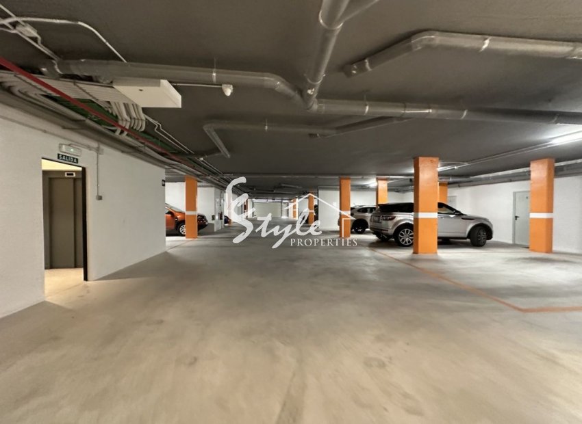 Resale - Apartment - Las Colinas - Las Colinas Golf