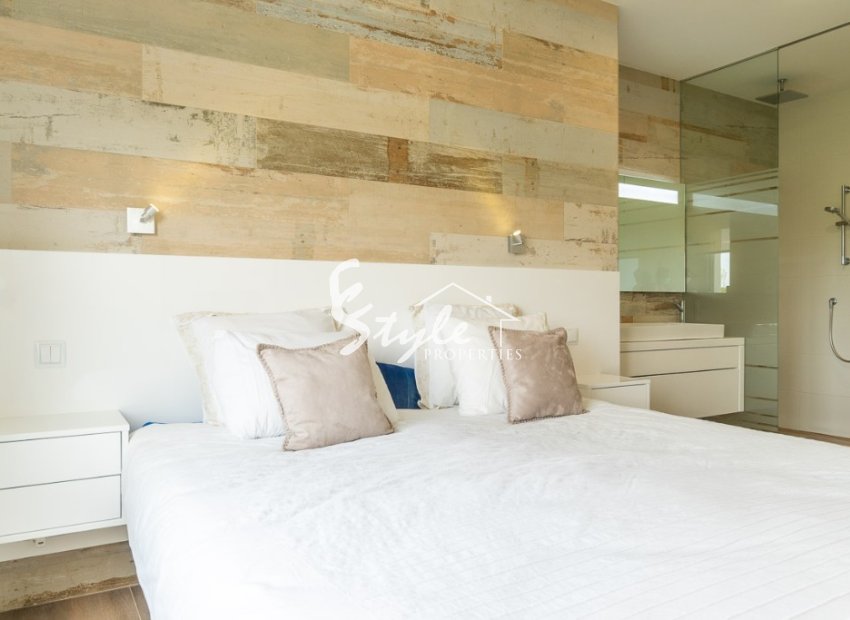 Resale - Apartment - Las Colinas - Las Colinas Golf