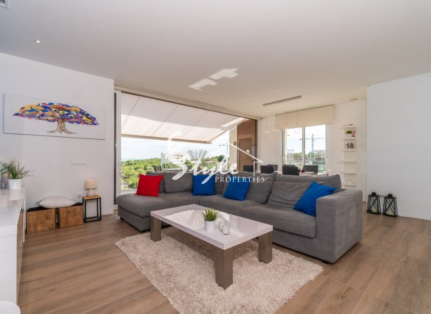 Resale - Apartment - Las Colinas - Las Colinas Golf