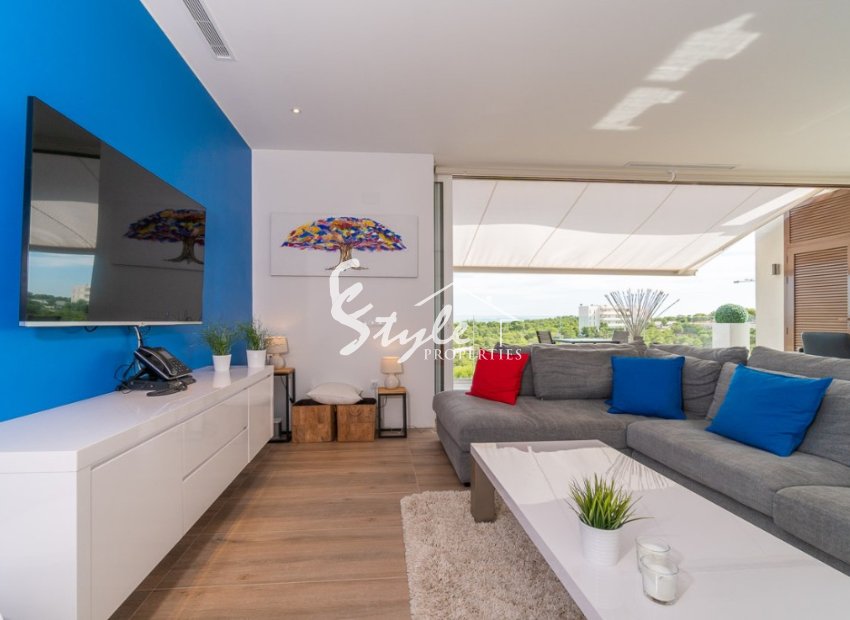 Resale - Apartment - Las Colinas - Las Colinas Golf