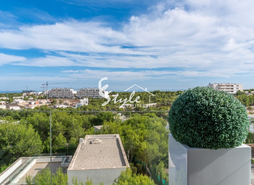 Resale - Apartment - Las Colinas - Las Colinas Golf