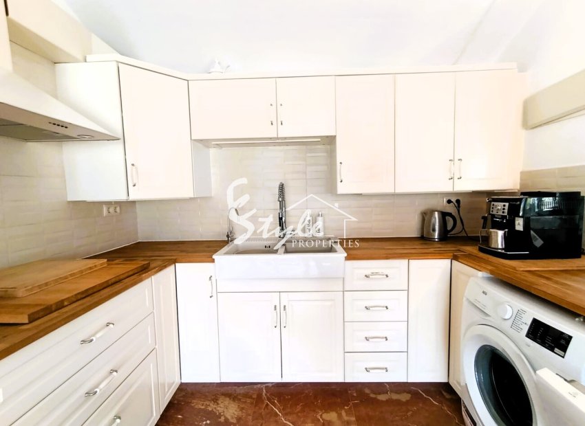 Resale - Apartment - Las Ramblas Golf - Dehesa de Campoamor