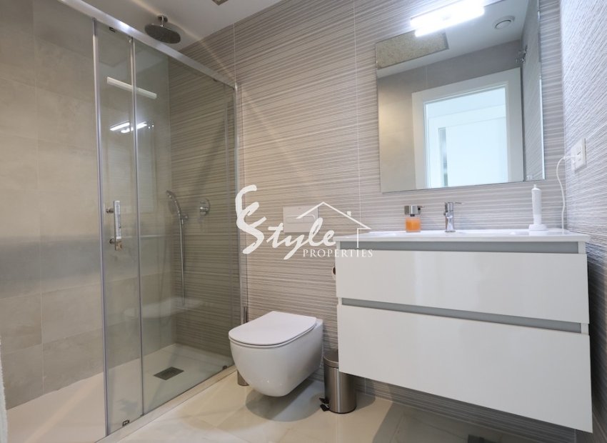 Resale - Apartment - Los Altos