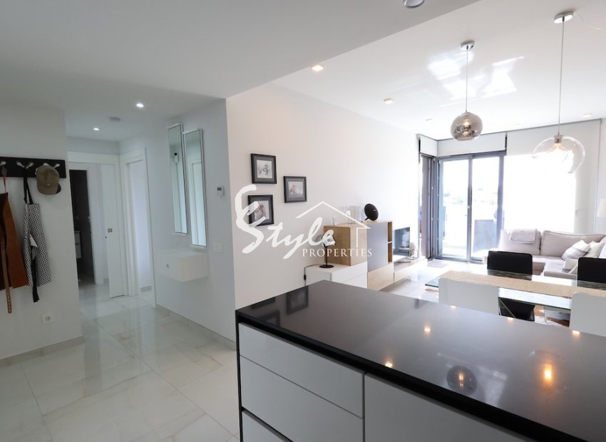 Resale - Apartment - Los Altos