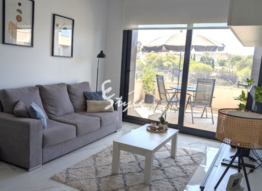 Resale - Apartment - Los Altos