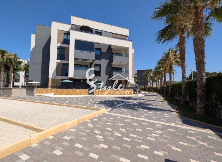 Resale - Apartment - Los Altos