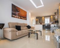 Resale - Apartment - Los Altos