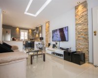 Resale - Apartment - Los Altos