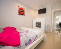 Resale - Apartment - Los Altos