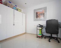 Resale - Apartment - Los Altos