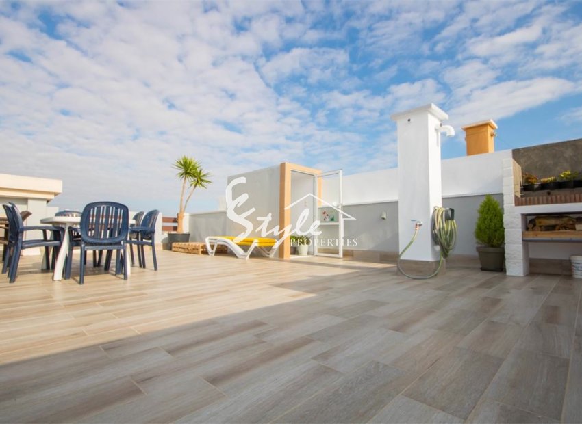 Resale - Apartment - Los Altos