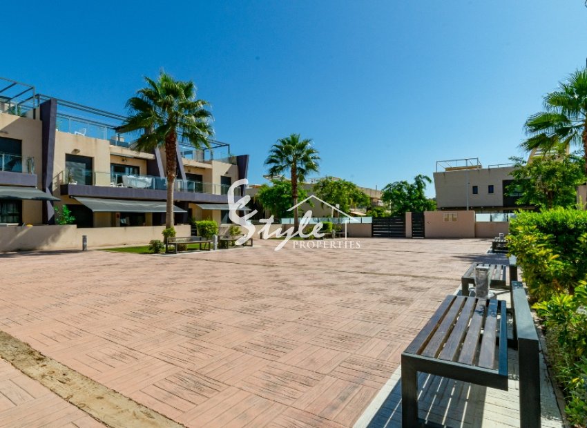 Resale - Apartment - Mil Palmeras