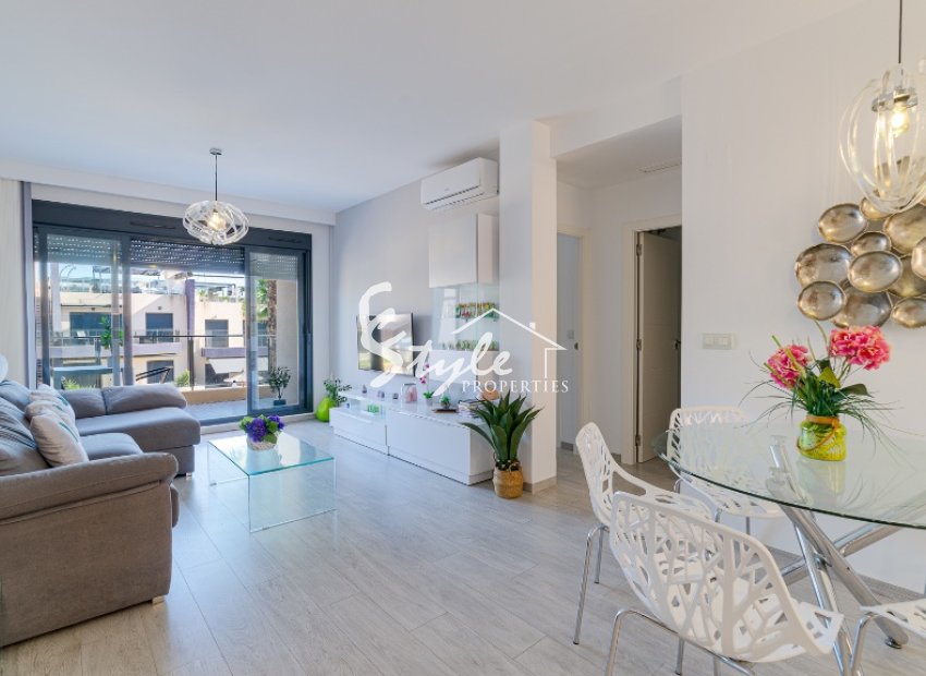 Resale - Apartment - Mil Palmeras