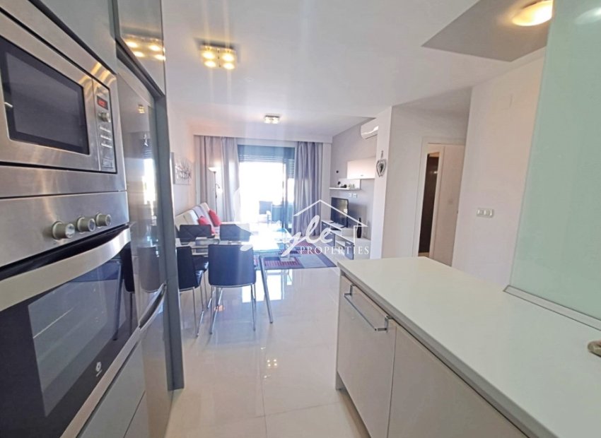 Resale - Apartment - Mil Palmeras