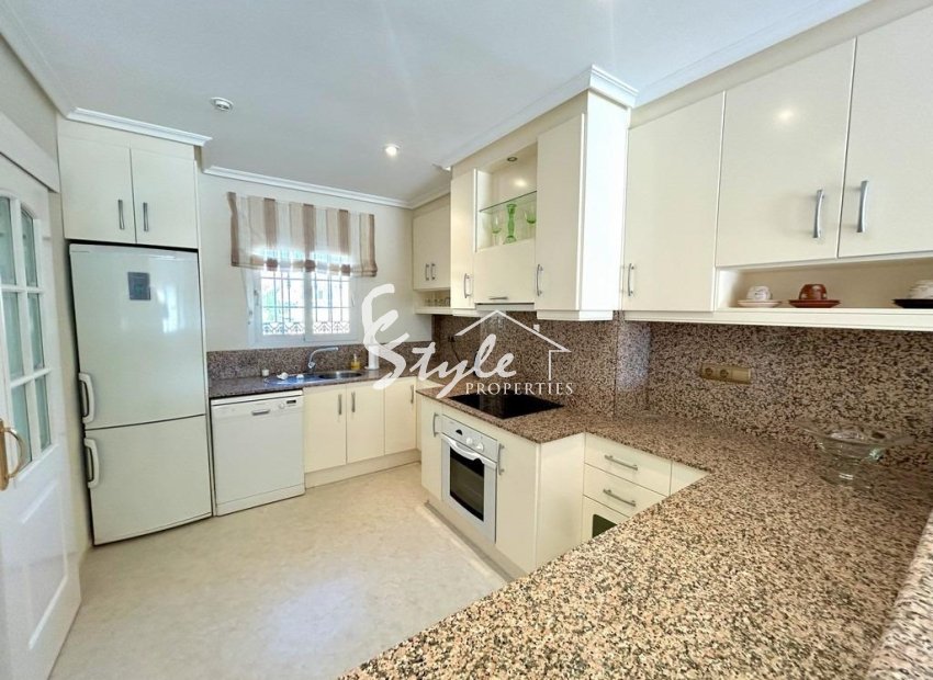 Resale - Apartment - Orihuela Costa  - Agua Marina