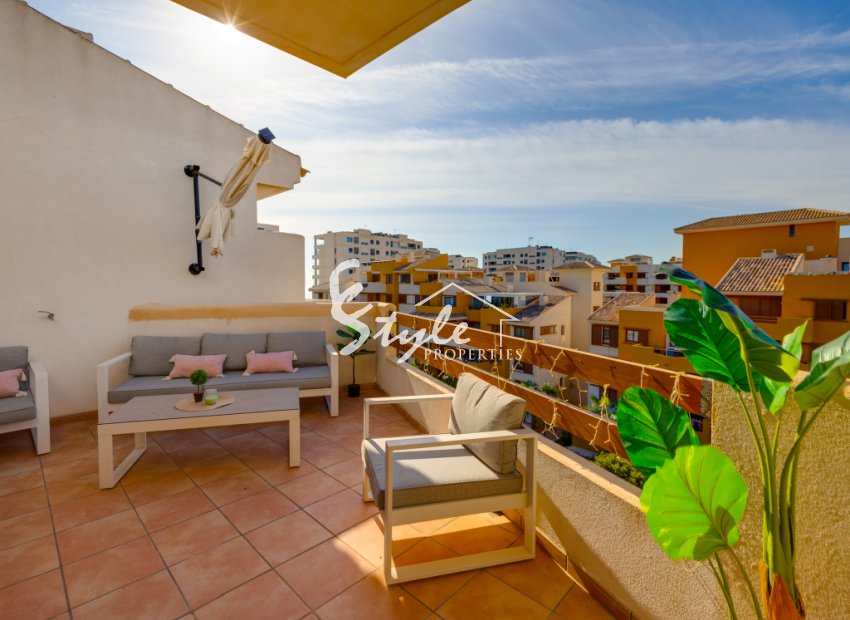 Resale - Apartment - Orihuela Costa  - av. Las Olas