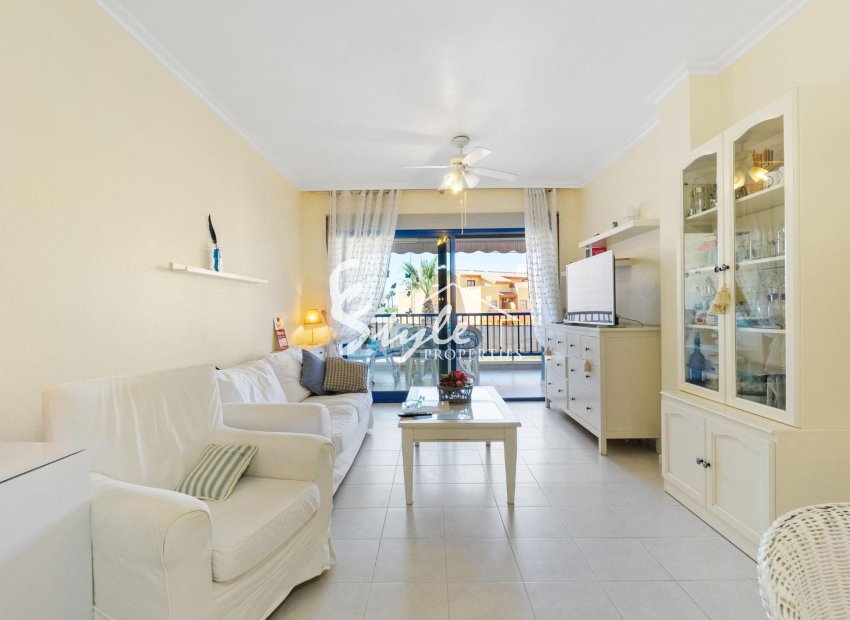 Resale - Apartment - Orihuela Costa  - Campoamor