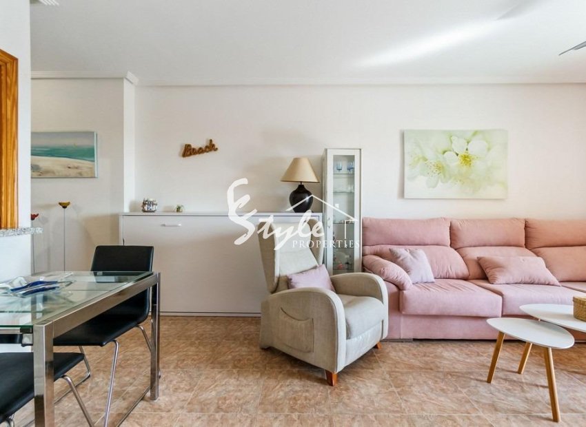 Resale - Apartment - Orihuela Costa  - Campoamor