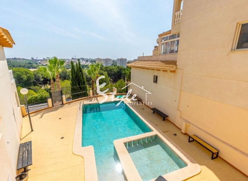Resale - Apartment - Orihuela Costa  - Campoamor