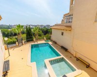 Resale - Apartment - Orihuela Costa  - Campoamor