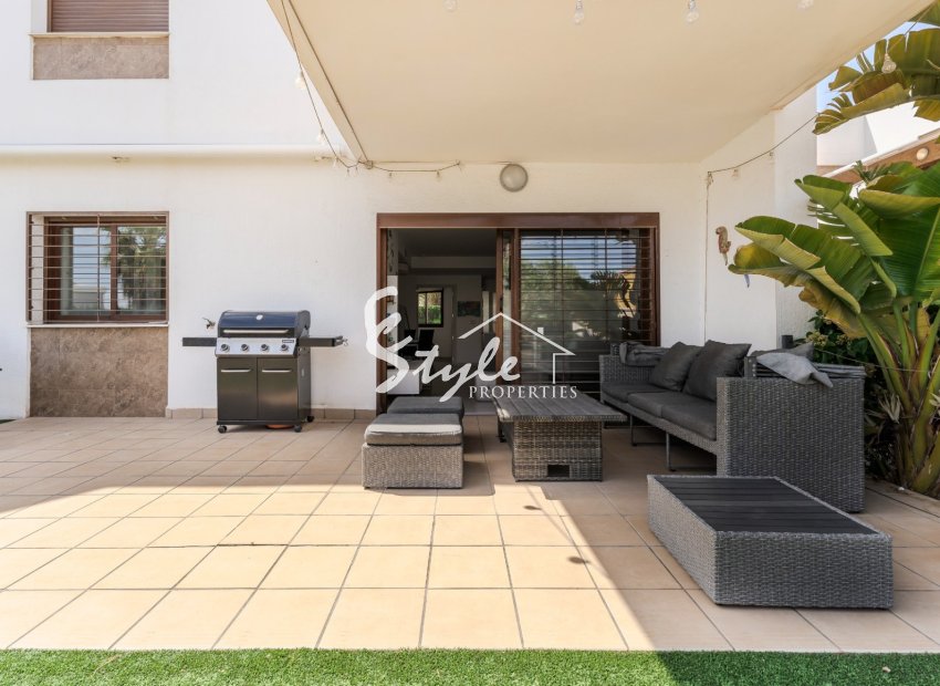 Resale - Apartment - Orihuela Costa  - La Zenia