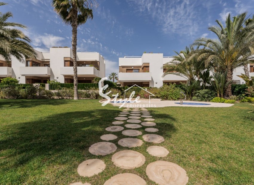Resale - Apartment - Orihuela Costa  - La Zenia