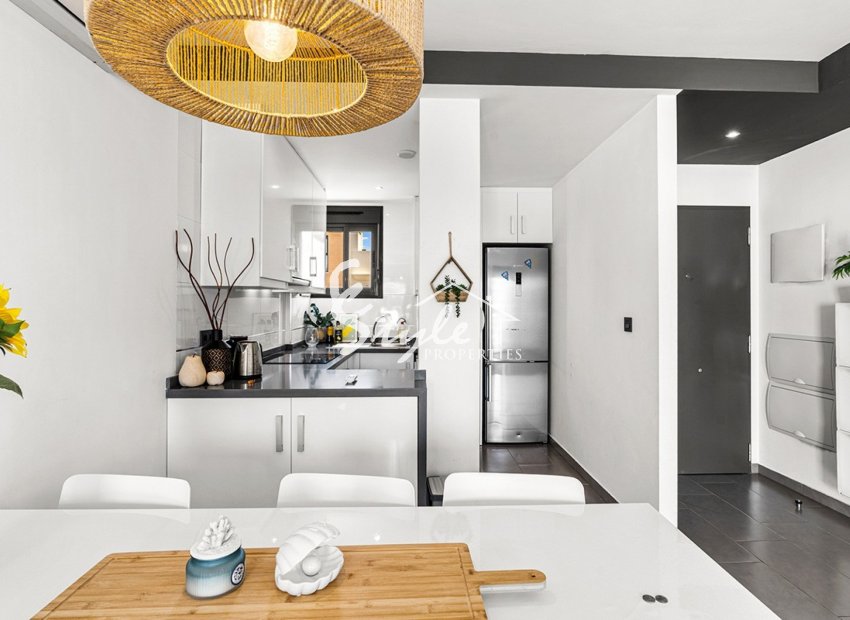 Resale - Apartment - Orihuela Costa  - La Zenia