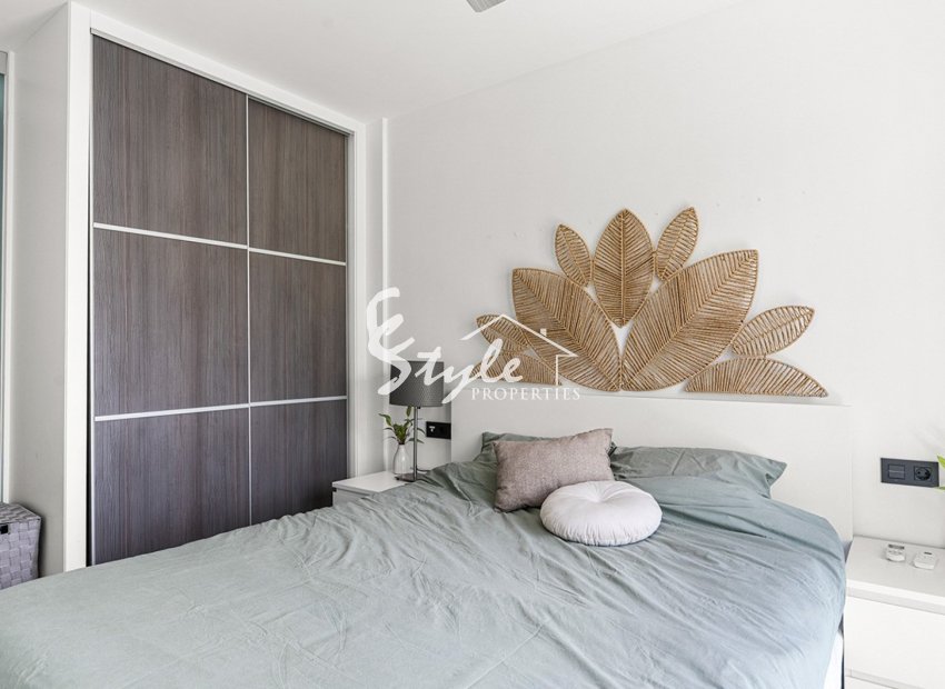 Resale - Apartment - Orihuela Costa  - La Zenia