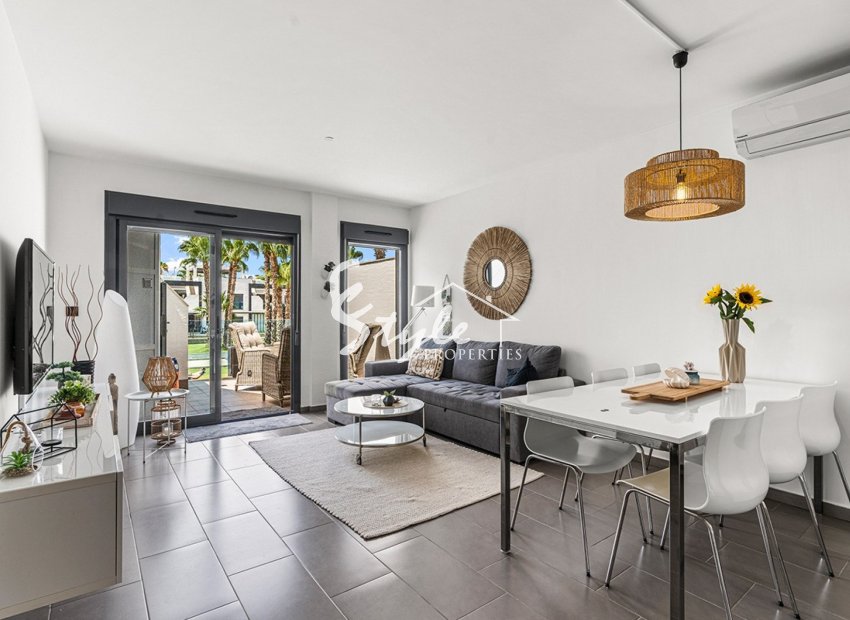 Resale - Apartment - Orihuela Costa  - La Zenia