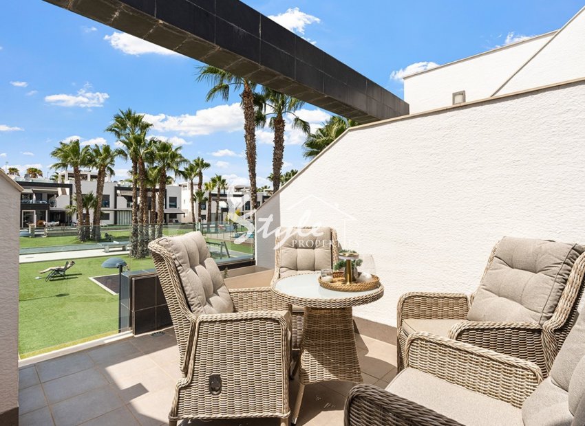 Resale - Apartment - Orihuela Costa  - La Zenia