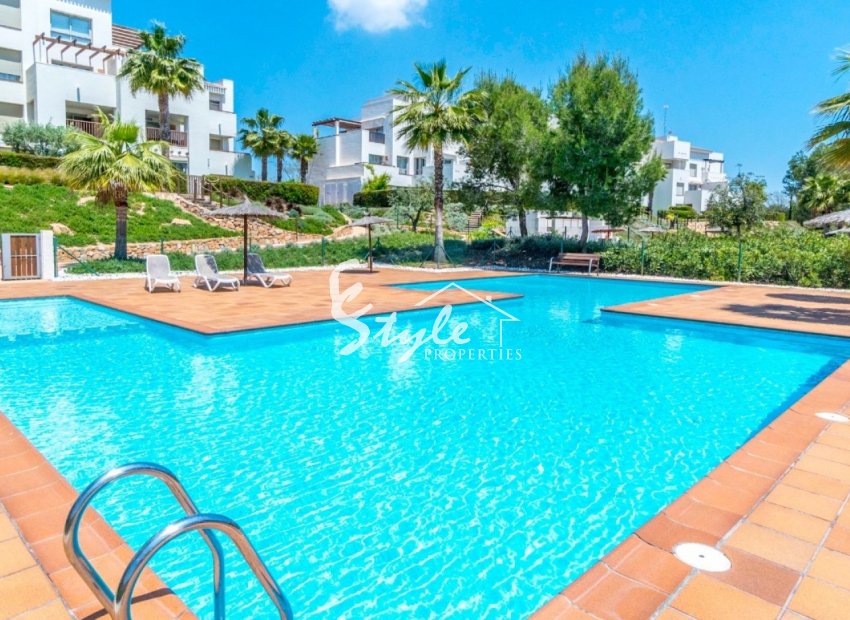 Resale - Apartment - Orihuela Costa  - Las Colinas Golf